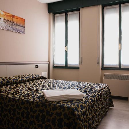 Locanda San Fiorenzo Fiorenzuola d'Arda Bagian luar foto