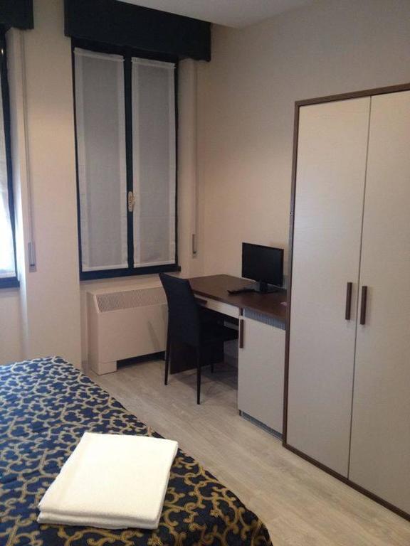 Locanda San Fiorenzo Fiorenzuola d'Arda Bagian luar foto