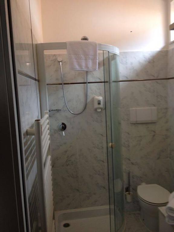 Locanda San Fiorenzo Fiorenzuola d'Arda Bagian luar foto