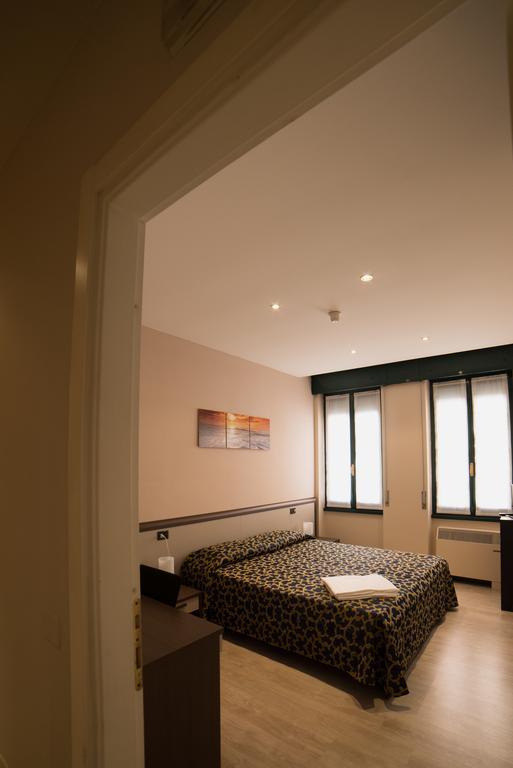 Locanda San Fiorenzo Fiorenzuola d'Arda Bagian luar foto