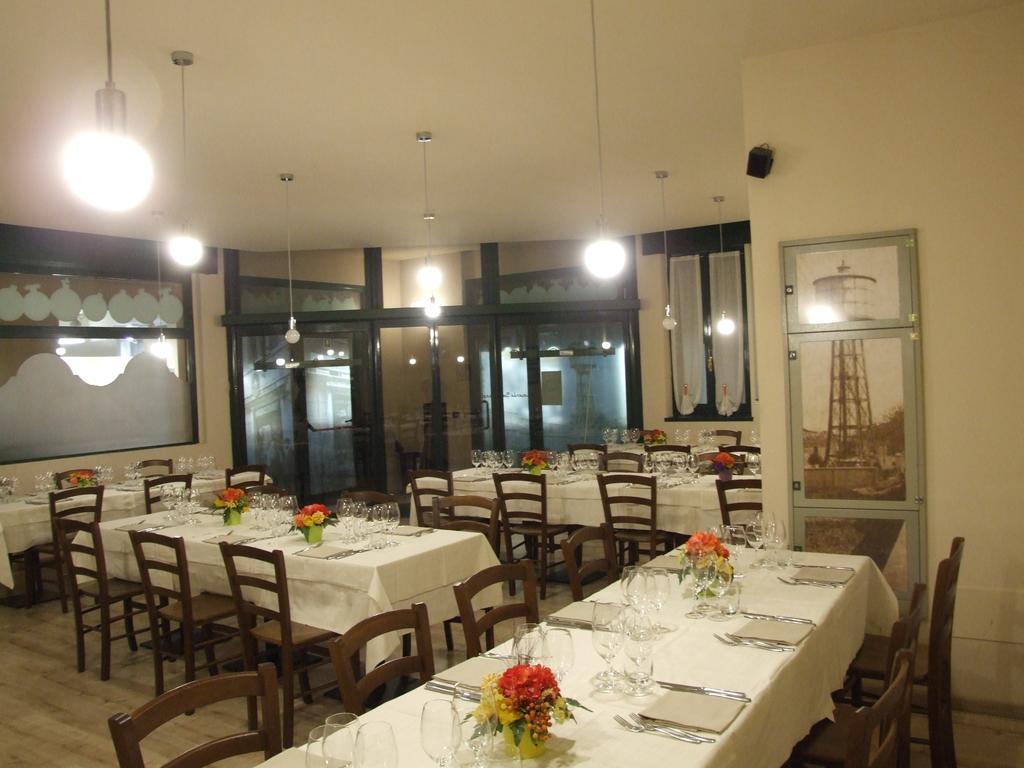 Locanda San Fiorenzo Fiorenzuola d'Arda Bagian luar foto