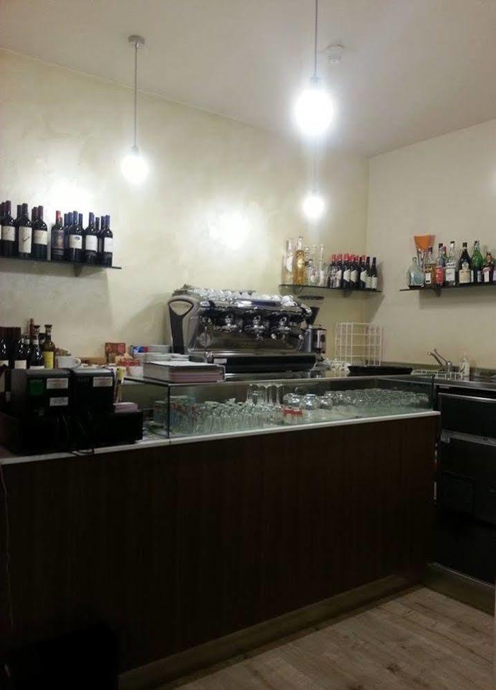 Locanda San Fiorenzo Fiorenzuola d'Arda Bagian luar foto